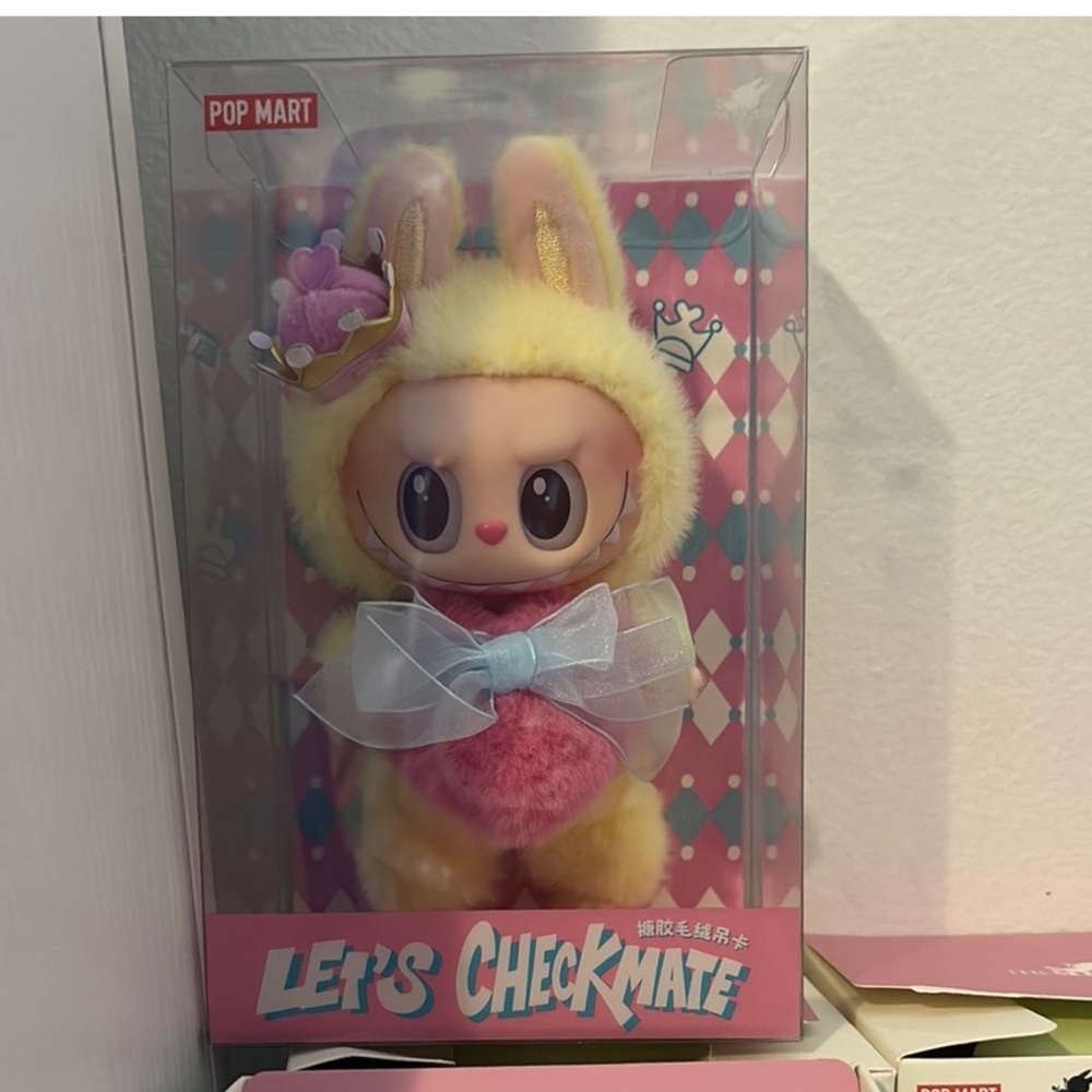 Labubu Checkmate - Picture 2 of 6